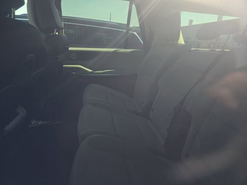 Used 2025 Lincoln Navigator L Reserve image 18