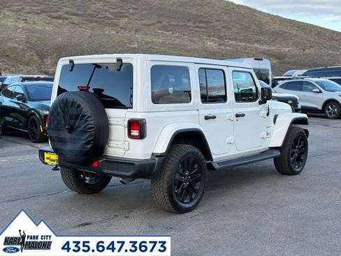 Used 2023 Jeep Wrangler Unlimited Sahara w/ Cold Weather Group AWD/4WD image 5