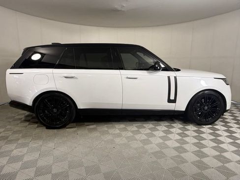 Used 2025 Land Rover Range Rover Long Wheelbase SE AWD/4WD image 8
