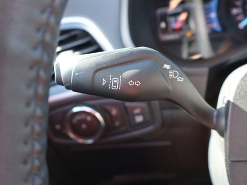 Used 2024 Ford Edge SEL w/ Convenience Package image 16