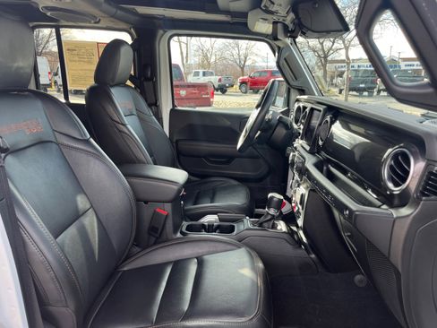 Used 2022 Jeep Wrangler Unlimited Rubicon w/ Xtreme Recon 35" Tire Package image 29