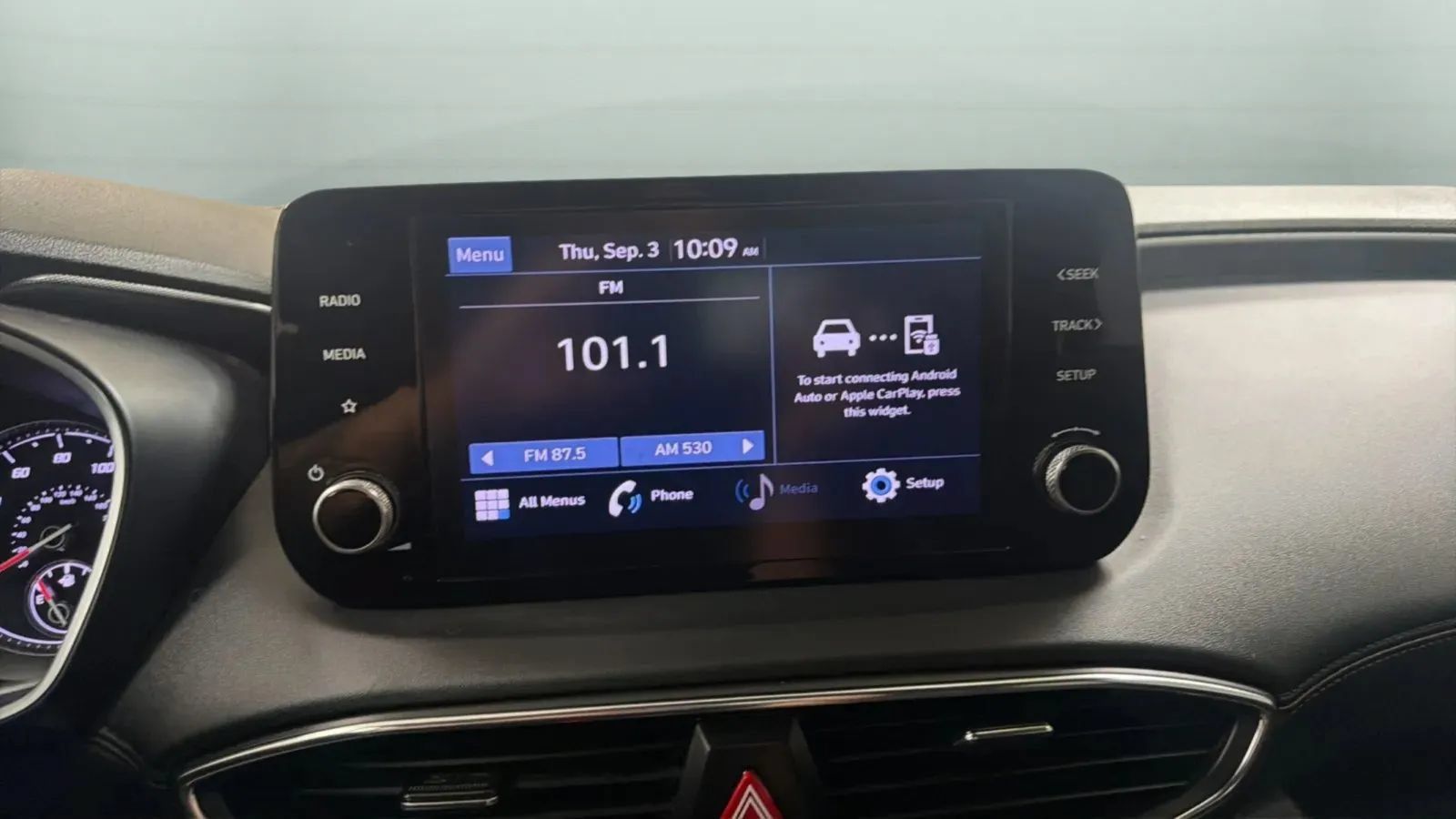 Used 2021 Hyundai Santa Fe SE FWD image 13