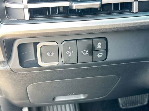 Certified 2025 Hyundai Santa Fe XRT AWD/4WD image 10