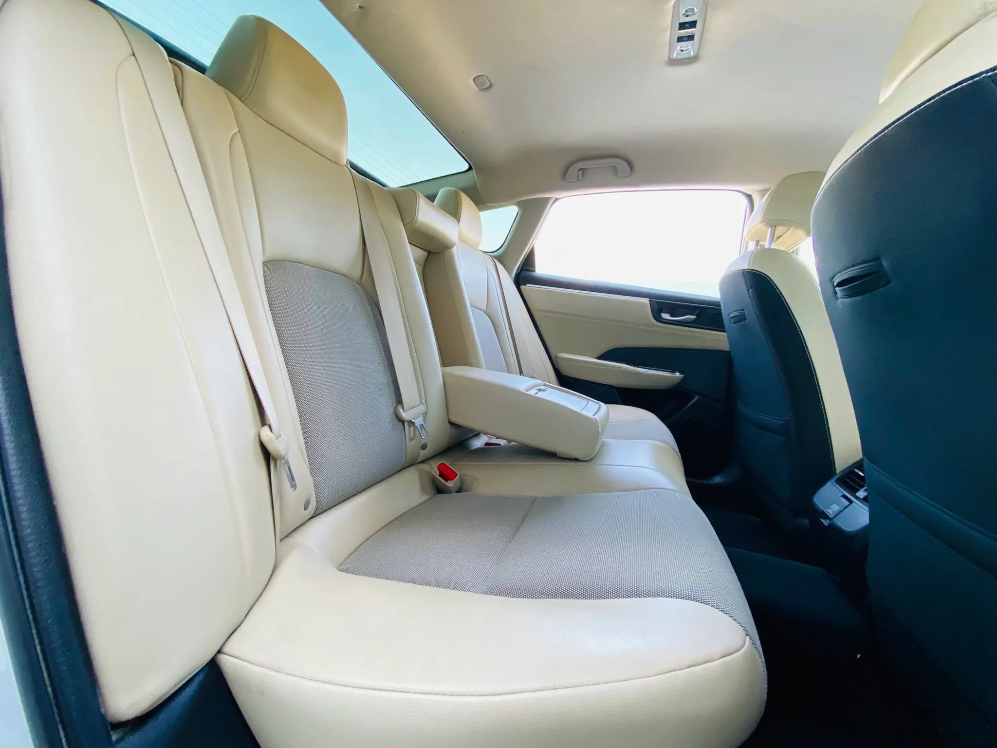 Used 2020 Honda Clarity Plug-In Hybrid image 36
