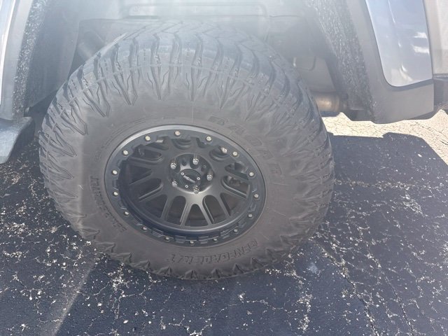Used 2020 Jeep Gladiator Overland AWD/4WD image 14