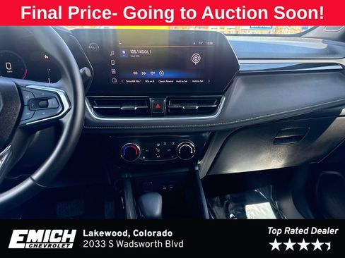 Used 2025 Chevrolet TrailBlazer ACTIV AWD/4WD image 17