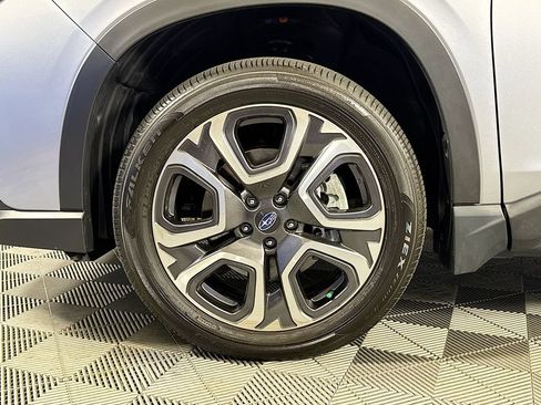 Used 2025 Subaru Ascent Limited AWD/4WD image 33