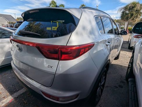 Used 2018 Kia Sportage EX w/ EX Technology Package image 8