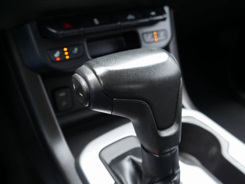 Used 2018 Chevrolet Colorado LT w/ LT Convenience Package image 19