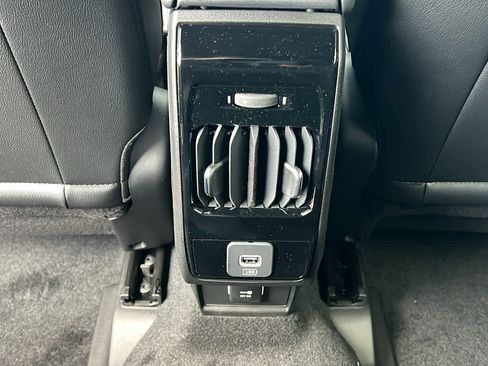 New 2026 Jeep Compass Limited image 25