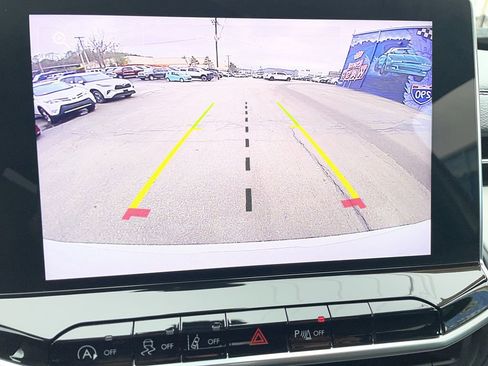 Used 2024 Jeep Compass Limited image 19