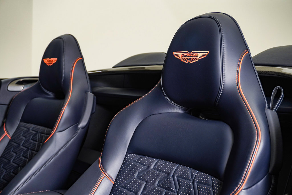 Used 2026 Aston Martin Vanquish Convertible RWD image 24