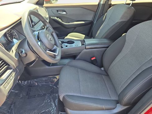 Used 2023 Nissan Rogue SV FWD image 14