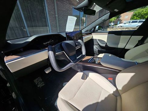 Used 2023 Tesla Model S AWD/4WD image 36