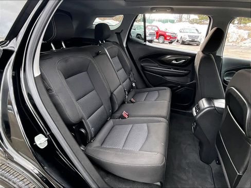 Used 2023 GMC Terrain SLE w/ Driver Convenience Package image 15
