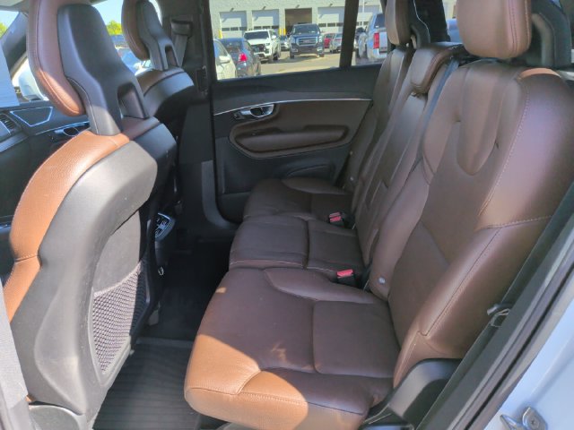 Used 2020 Volvo XC90 T6 Momentum AWD/4WD image 27