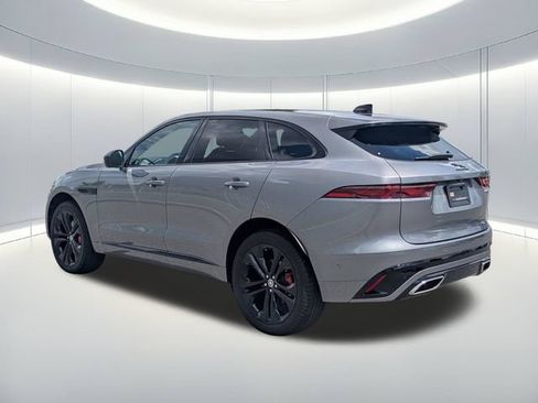 Used 2025 Jaguar F-PACE R-Dynamic S AWD/4WD image 4