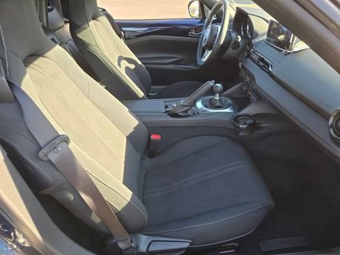 New 2026 MAZDA MX-5 Miata Club w/ Interior Package RWD image 9