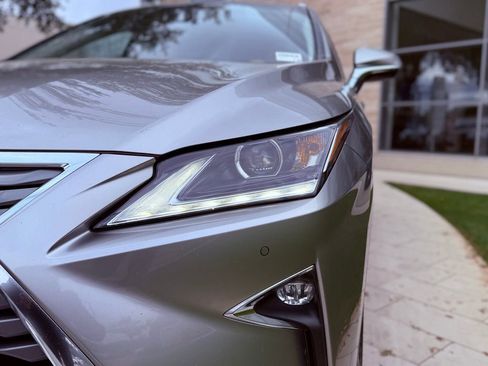 Used 2018 Lexus RX 350L FWD image 10