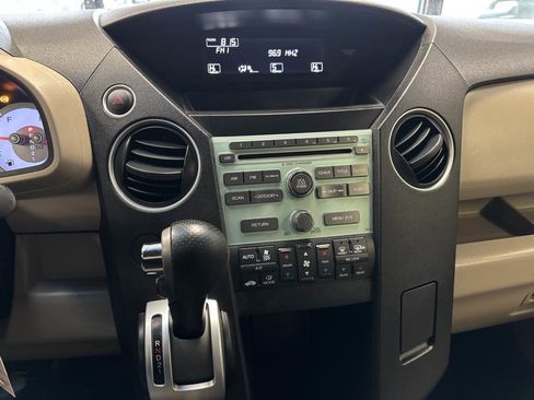 Used 2009 Honda Pilot EX image 17