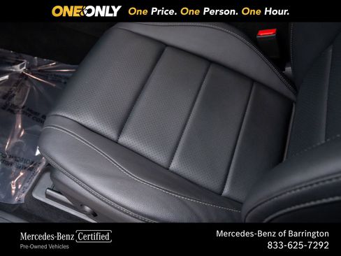 Certified 2025 Mercedes-Benz GLE 350 4MATIC w/ Driver Assistance Package image 17