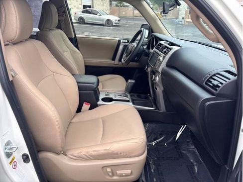 Used 2013 Toyota 4Runner Limited image 12