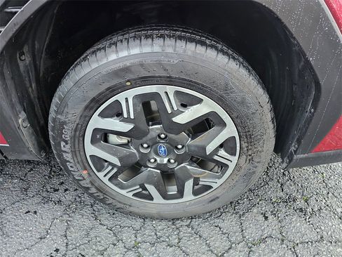 Used 2025 Subaru Forester image 9