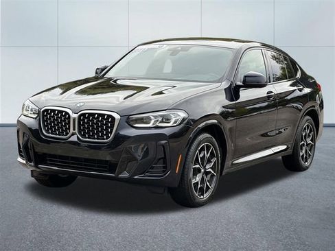 Certified 2023 BMW X4 xDrive30i w/ M Sport Package image 10