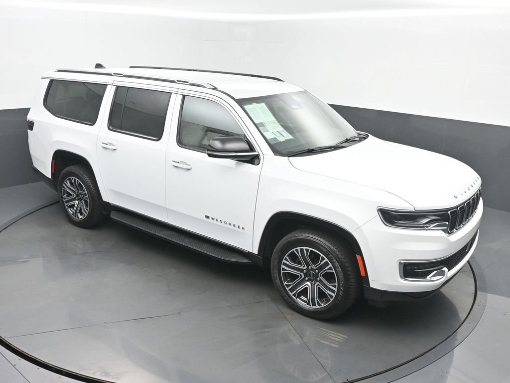 Used 2025 Jeep Wagoneer L 4WD image 49