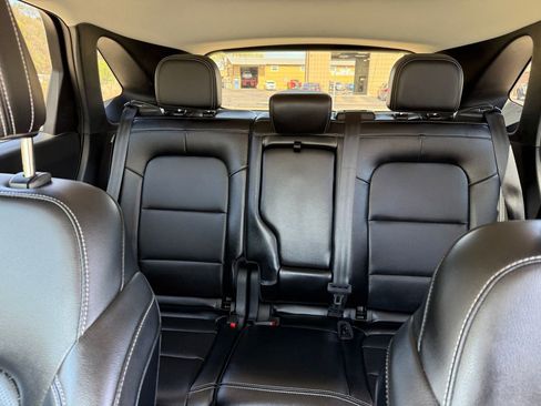 Used 2022 Ford Escape SEL FWD image 21
