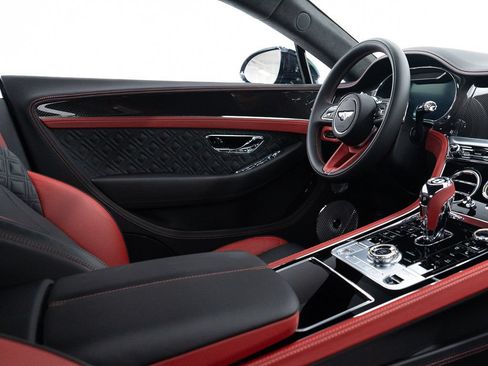 Certified 2023 Bentley Continental GT V8 AWD/4WD image 24