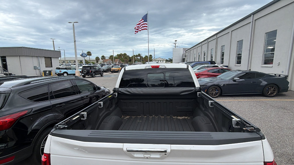 Used 2017 Ford F150 Lariat AWD/4WD image 6