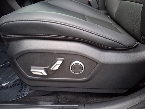 Used 2026 Hyundai Santa Fe SEL AWD/4WD image 15