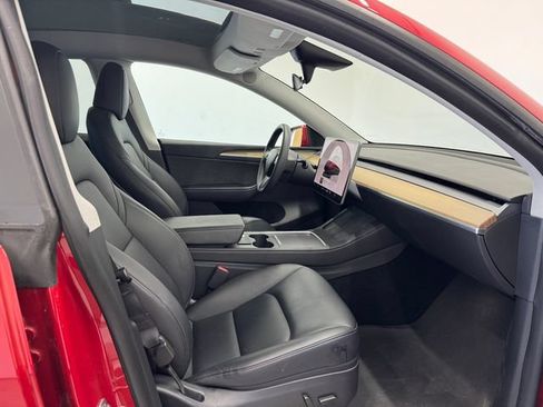 Used 2023 Tesla Model Y Long Range AWD/4WD image 15