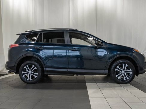 Used 2017 Toyota RAV4 LE image 3