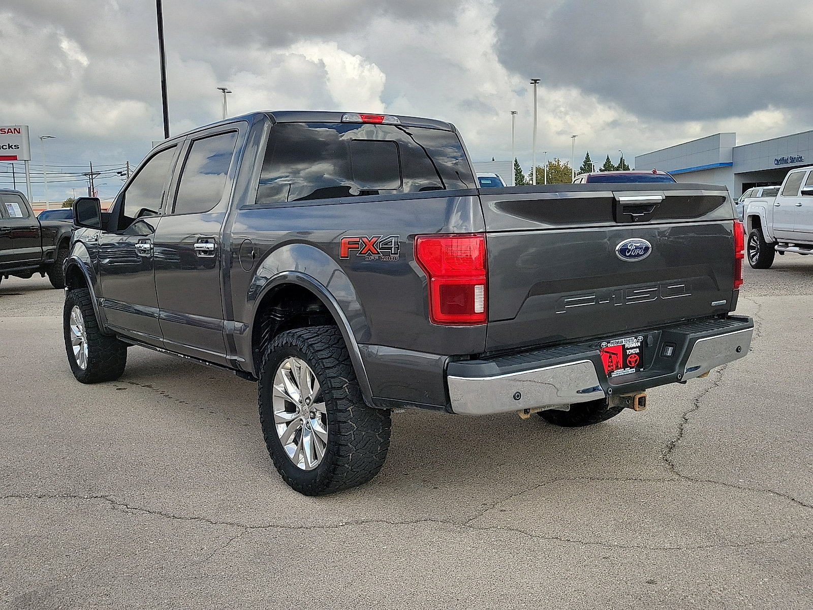 Used 2018 Ford F150 Lariat AWD/4WD image 3