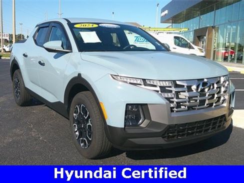Certified 2024 Hyundai Santa Cruz SE image 1