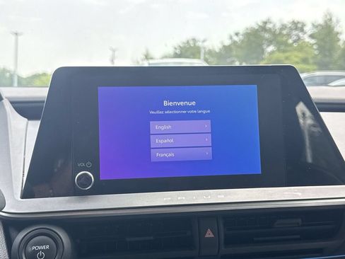 Used 2023 Toyota Prius XLE AWD/4WD image 12