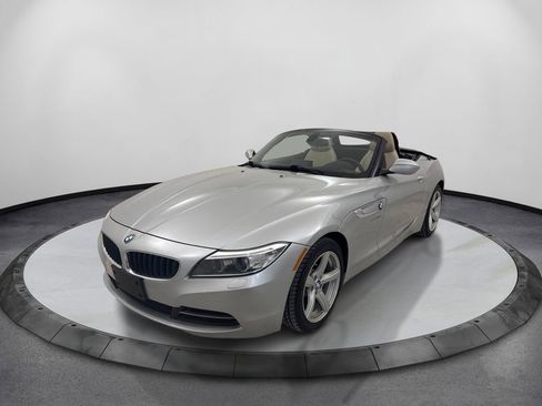 Used 2014 BMW Z4 sDrive28i RWD image 1
