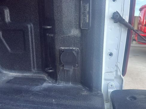 Used 2020 Chevrolet Silverado 1500 LTZ w/ LTZ Premium Package image 6