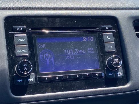 Used 2016 Honda HR-V LX image 6