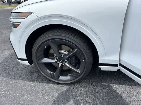 New 2026 Genesis GV70 3.5T Sport Prestige image 32