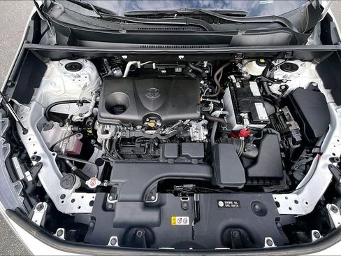 Used 2024 Toyota RAV4 LE image 29