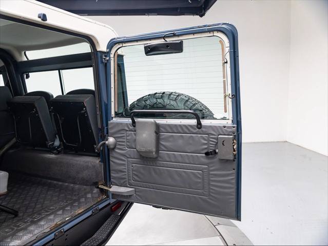 Used 1997 Land Rover Defender 90 AWD/4WD image 33