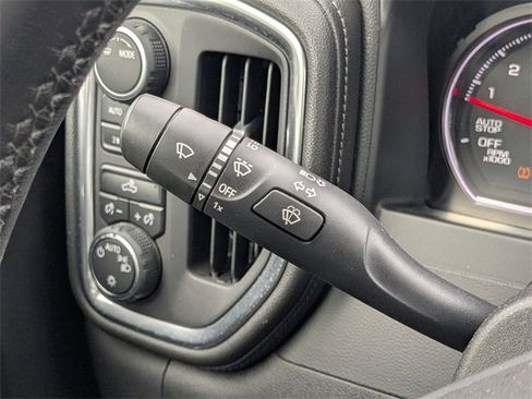 Used 2021 Chevrolet Silverado 1500 LT image 27