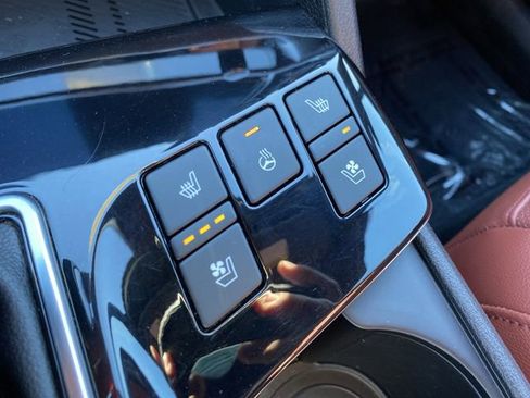 Certified 2023 Kia Sportage SX image 8