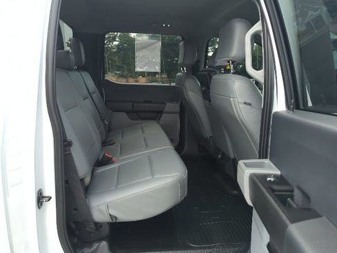 Used 2023 Ford F350 XL AWD/4WD image 17
