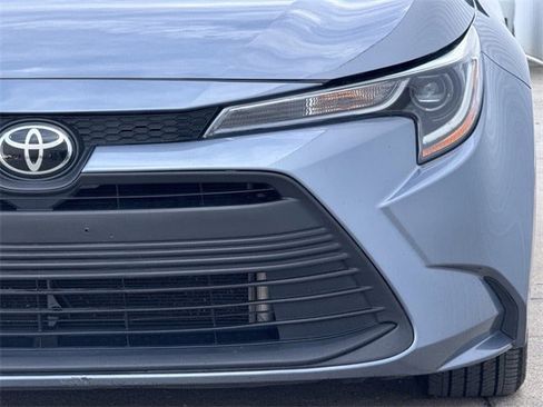 Used 2024 Toyota Corolla LE image 9