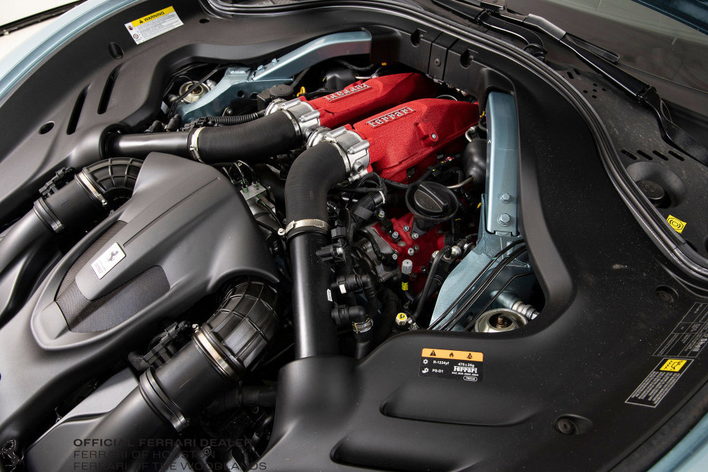 Certified 2024 Ferrari Roma Spider RWD image 37