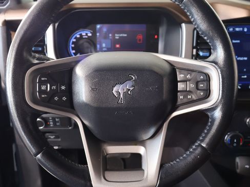 Used 2022 Ford Bronco Outer Banks AWD/4WD image 3